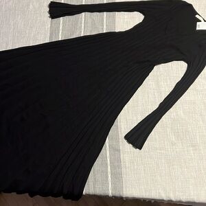 Illa Illa sweater dress size small NWT